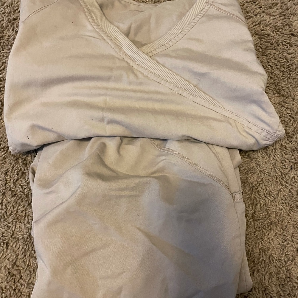 Large tan scrub set